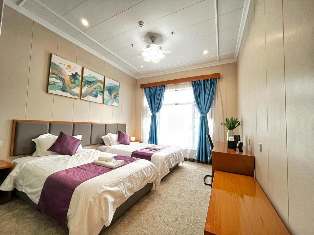 Siargao Seasky Resort Catangnan Экстерьер фото