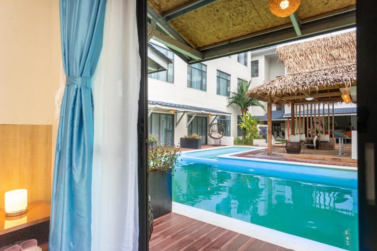 Siargao Seasky Resort Catangnan Экстерьер фото